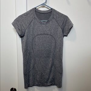 Lululemon Athletica Heathered Gray Tee